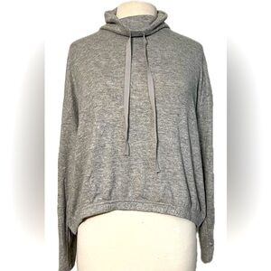 Calmé by Johnny Was. soft gray mock neck Pullover. Size Large.